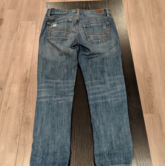 American Eagle Distressed Boyfriend Jeans - Picture 3 of 5